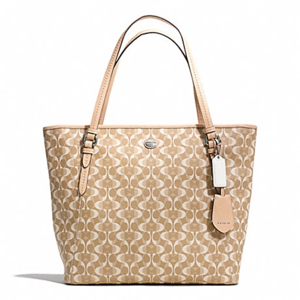 New with Tags TAN PEYTON DREAM C ZIP TOP TOTE STYLE F27350 BELOW $328.00 RETAIL